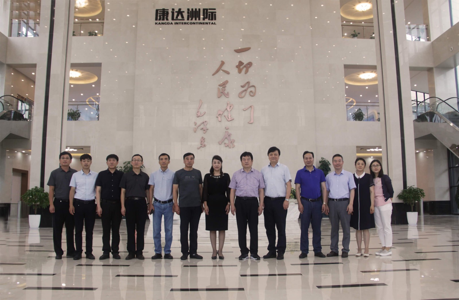 汪清縣人大常委會主任咸博武一行領(lǐng)導考察調(diào)研